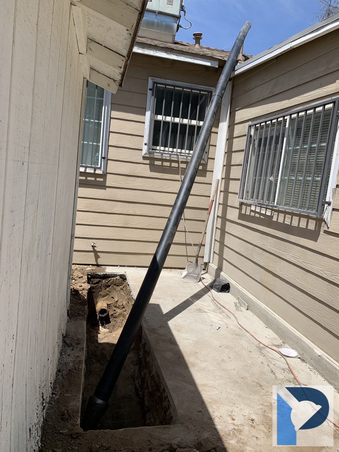 Trenchless pipe bursting